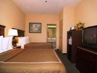 Quality Suites Universal South