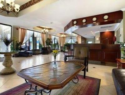 фото отеля Howard Johnson Inn & Suites - Reseda