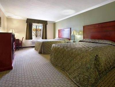 фото отеля Howard Johnson Inn & Suites - Reseda