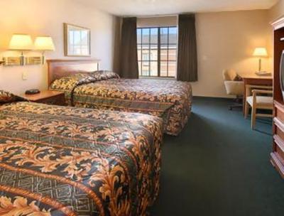 фото отеля Ramada Limited Canoga Park Warner Center