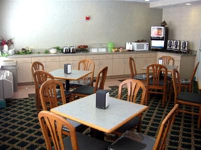 фото отеля Best Western Airport Inn & Suites Orlando