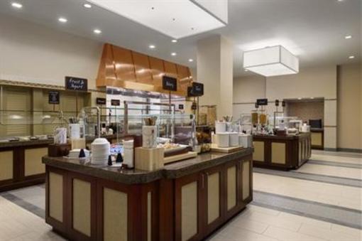 фото отеля Embassy Suites Orlando Lake Buena Vista South
