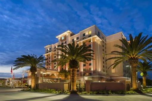 фото отеля Embassy Suites Orlando Lake Buena Vista South