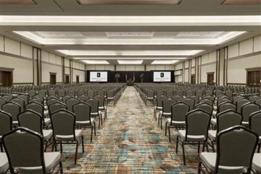 фото отеля Embassy Suites Orlando Lake Buena Vista South