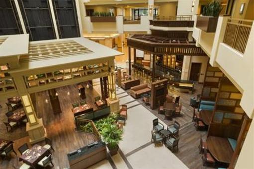 фото отеля Embassy Suites Orlando Lake Buena Vista South
