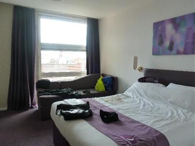 фото отеля Premier Inn Manchester Central