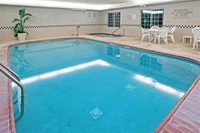 фото отеля Country Inn & Suites Michigan City