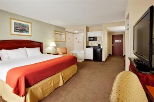 фото отеля Holiday Inn Express Hotel & Suites Quakertown