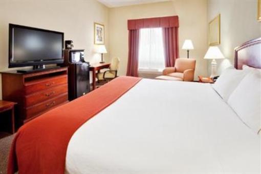 фото отеля Holiday Inn Express Hotel & Suites Quakertown