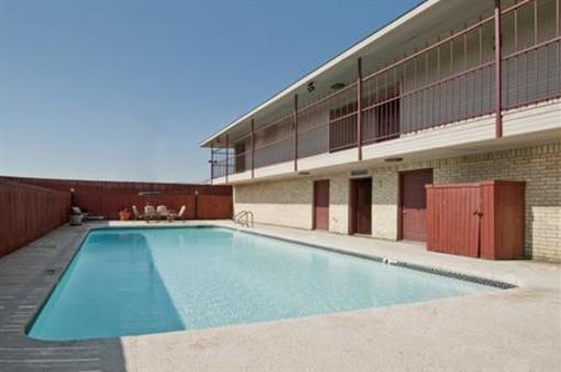 фото отеля Americas Best Value Inn - Midlothian / Mansfield
