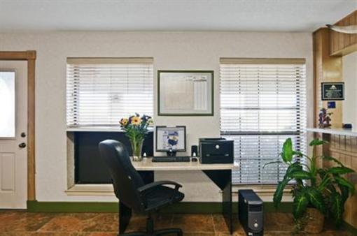 фото отеля Americas Best Value Inn - Midlothian / Mansfield