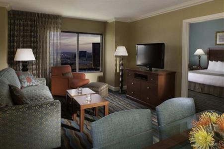 фото отеля Hilton Grand Vacations Suites on the Las Vegas Strip