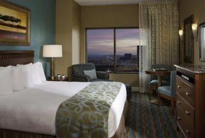фото отеля Hilton Grand Vacations Suites on the Las Vegas Strip