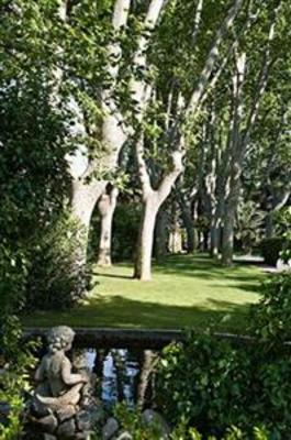 фото отеля Hostellerie Les Frenes Avignon