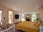 фото отеля Hostellerie Les Frenes Avignon
