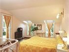фото отеля Hostellerie Les Frenes Avignon