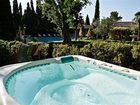 фото отеля Hostellerie Les Frenes Avignon