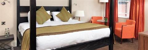 фото отеля Cheltenham Chase Hotel Brockworth