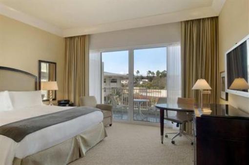 фото отеля The Beverly Hilton