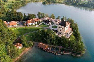 фото отеля Schloss Fuschl Resort & Spa, Fuschlsee-Salzburg
