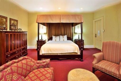 фото отеля Holiday Inn New Orleans - Chateau Lemoyne