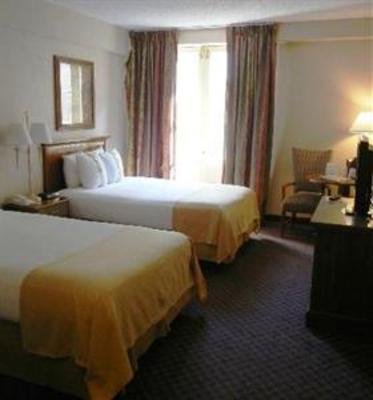 фото отеля Holiday Inn New Orleans - Chateau Lemoyne