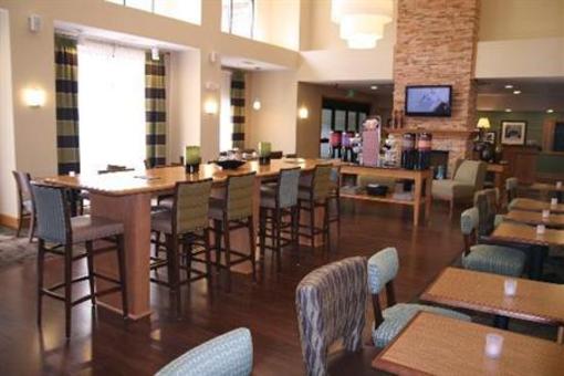 фото отеля Hampton Inn & Suites Canton
