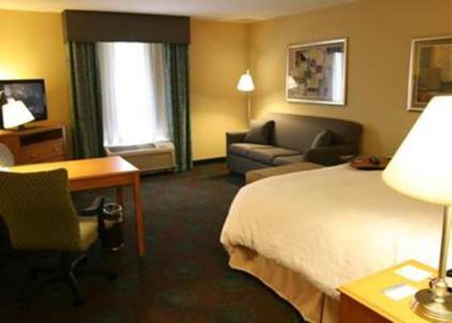 фото отеля Hampton Inn & Suites Canton