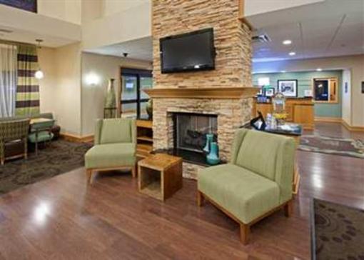 фото отеля Hampton Inn & Suites Canton