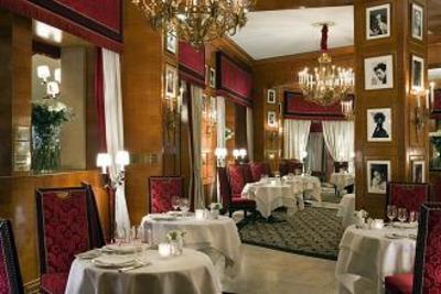 фото отеля Hotel Fouquet's Barriere