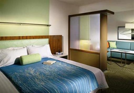 фото отеля SpringHill Suites Orlando at Seaworld