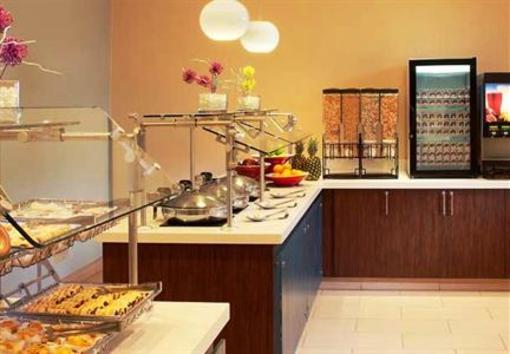 фото отеля SpringHill Suites Orlando at Seaworld
