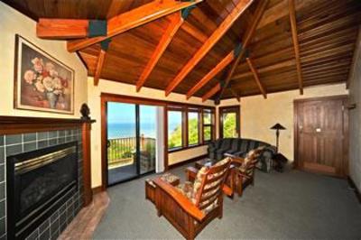 фото отеля Elk Cove Inn