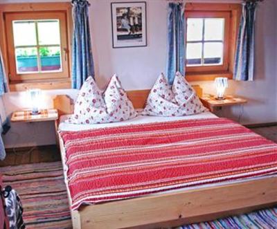 фото отеля Ferienwohnung Oberlechner