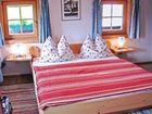 фото отеля Ferienwohnung Oberlechner