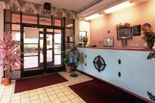 фото отеля Americas Best Value Inn Bainbridge