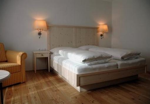 фото отеля Hotel Krone Langenegg