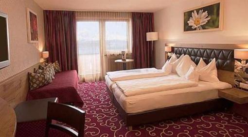 фото отеля Hotel Rettenberg Kolsass