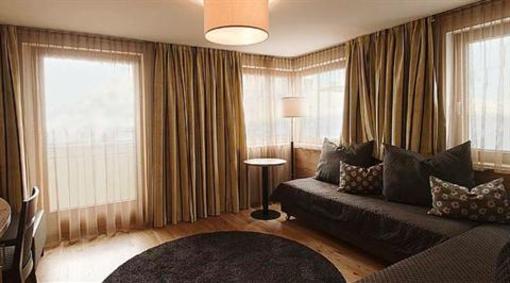фото отеля Hotel Rettenberg Kolsass