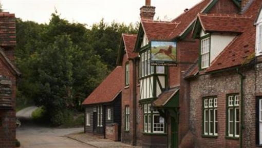 фото отеля The Stag & Huntsman at Hambleden