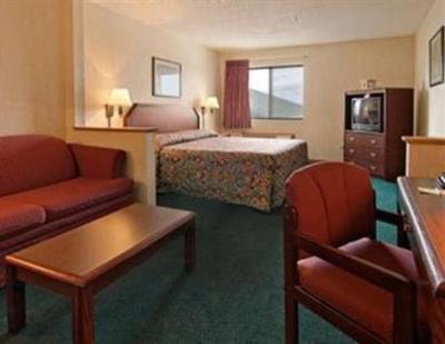 фото отеля Super 8 Monee Chicago