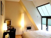 Doulos Hotel