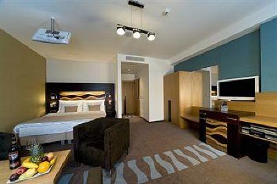 фото отеля Hotel Danubia Gate Bratislava