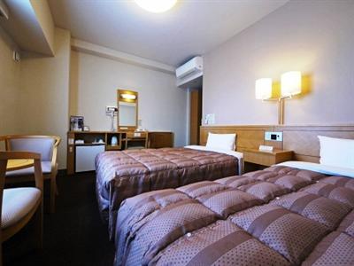 фото отеля Hotel Route-Inn Kitakami-Ekimae