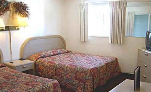 фото отеля Villa West Motel