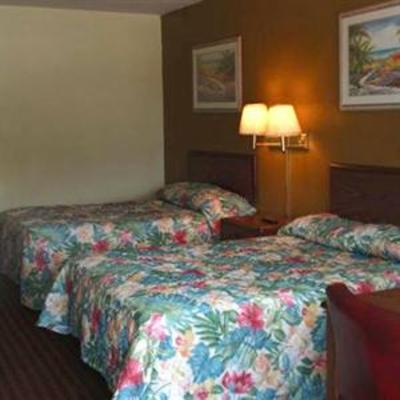 фото отеля Travelers Budget Inn