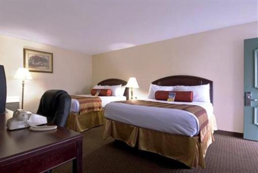фото отеля BEST WESTERN Weedsport Inn