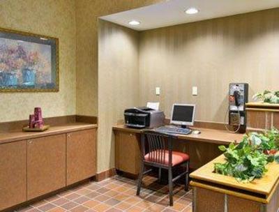 фото отеля Quality Inn Conference Center Logansport