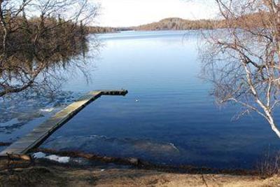 фото отеля Daniels Lake Lodge Bed and Breakfast