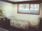 фото отеля Daniels Lake Lodge Bed and Breakfast